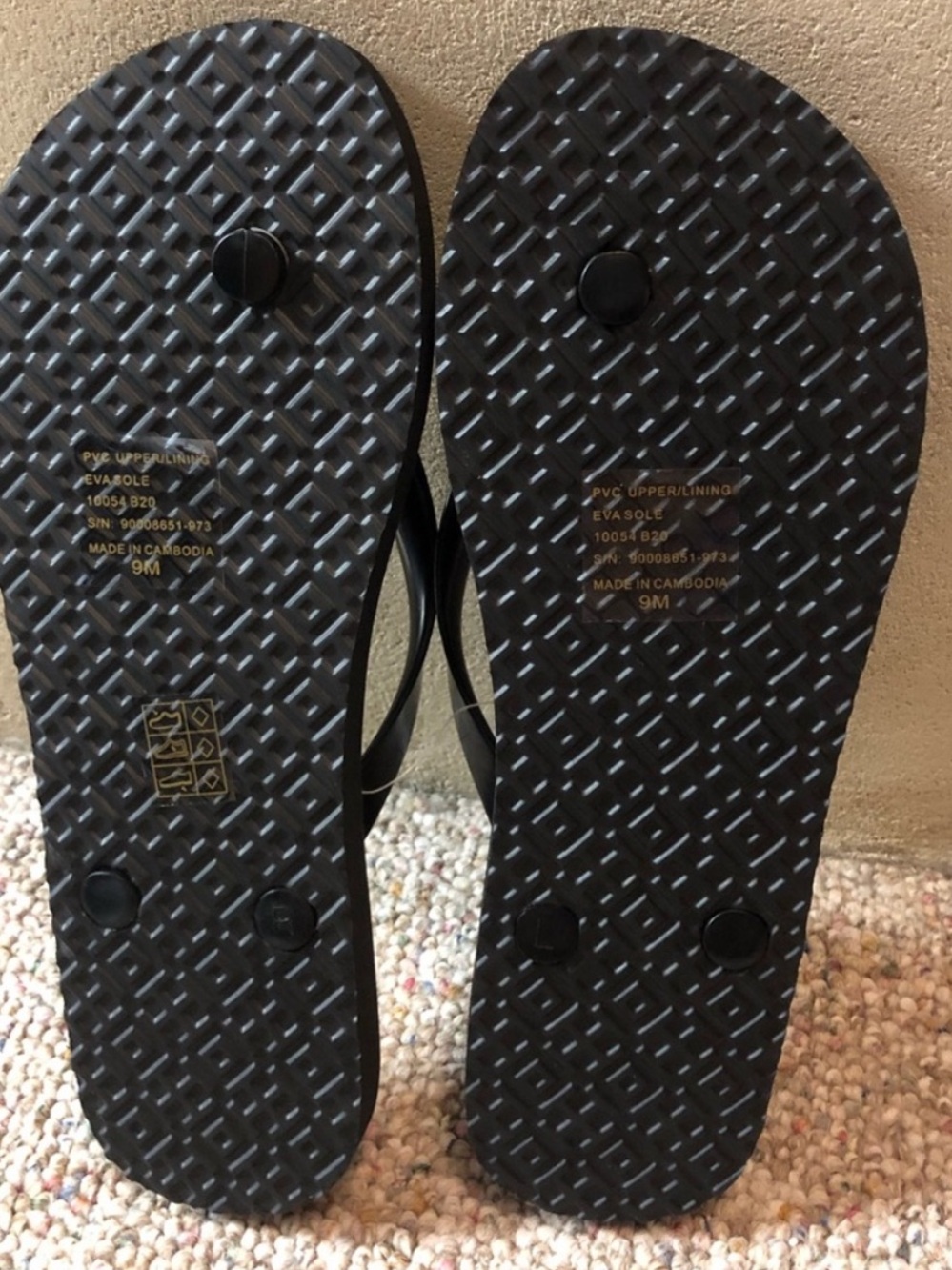NWT Tory Burch Black Wildlife Print Flip Flops size 9 - Picture 4 of 6